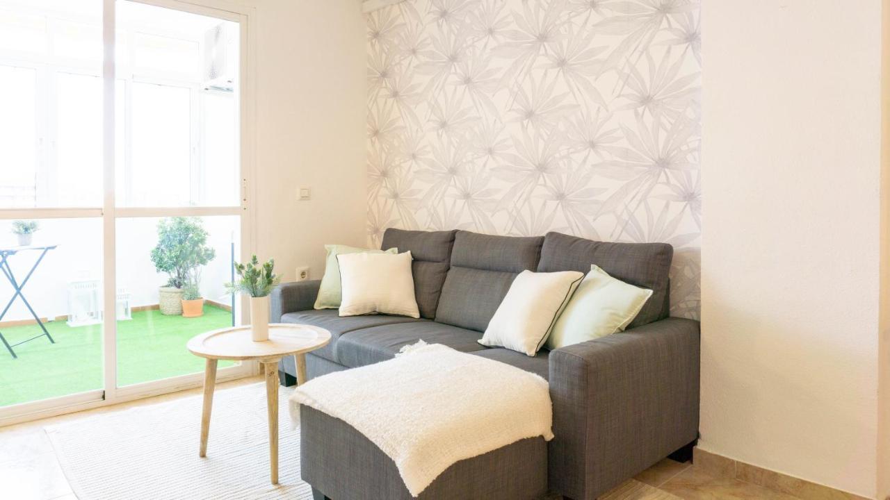 Carvajal Apartment Parking Malaga 贝纳尔马德纳 外观 照片