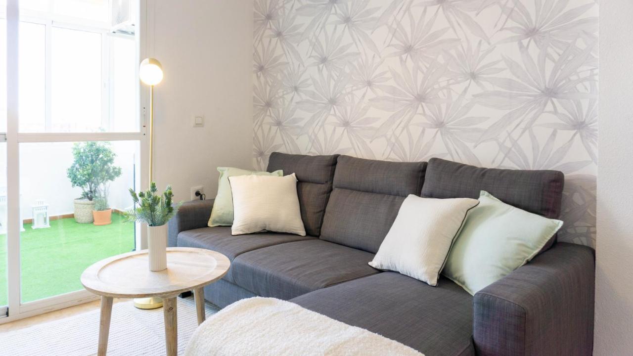 Carvajal Apartment Parking Malaga 贝纳尔马德纳 外观 照片